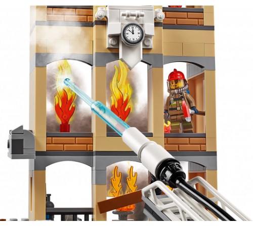 Lego City Constructor "Stația Centrală de Pompieri" (943 el.) - imagine 5