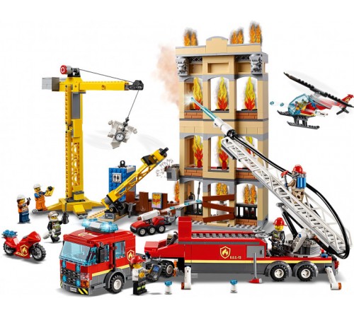 Lego City Constructor "Stația Centrală de Pompieri" (943 el.)