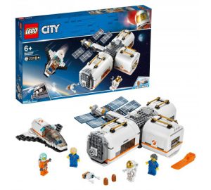 Lego City Конструктор "Лунная космическая станция" (412 дет.)