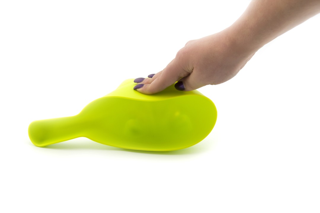 Ковшик для мытья головы Roxy Kids DINO SAFETY SCOOP, Зеленый (RBS-003-GR) — изображение 2