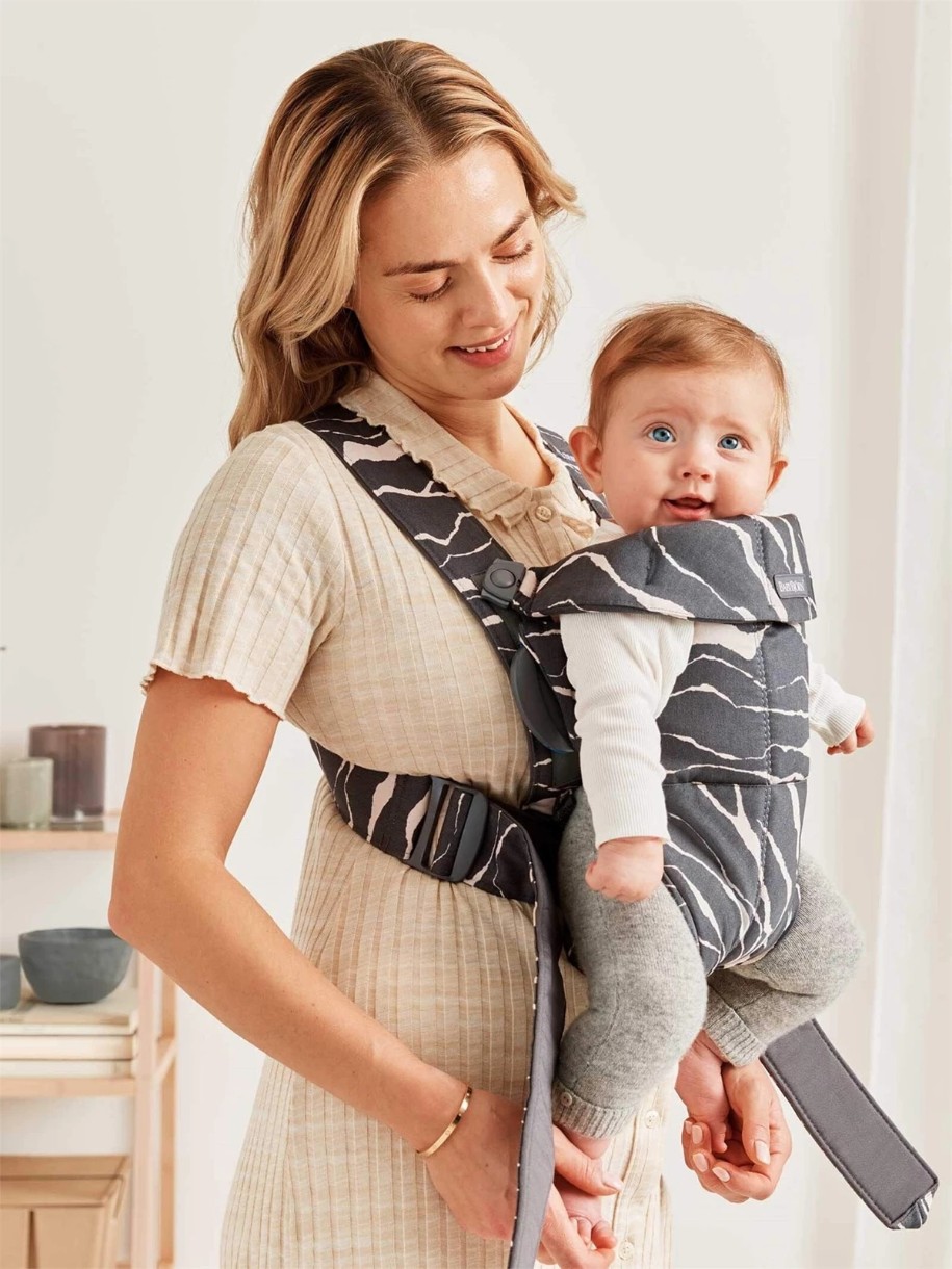 Анатомический мультифункциональный рюкзак-кенгуру BabyBjorn Mini Anthracite/Landscape, хлопок (021027E1) - изображение 3