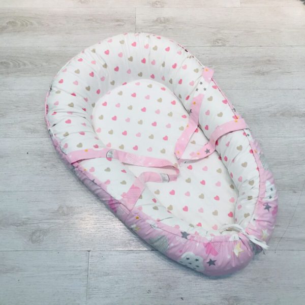 [:ru]Гнездышко для малыша Babynest Сердечки розово - бежевые BTD  [:ro]Cuib pentru bebelusi Babynest Inimioarele roz - bej BTD [:]