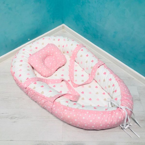 Гнездышко для малыша Babynest Сердечки розовые Holala Kids