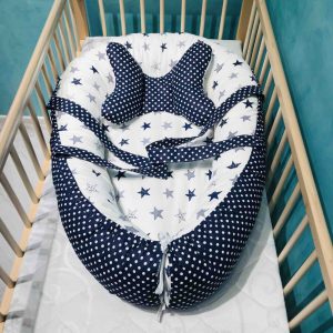[:ru]Гнездышко для малыша Babynest Звёзды и горошек бело - синий BTD  [:ro]Cuib pentru bebelusi Babynest Steluțe cu buline alb - albastru BTD [:]